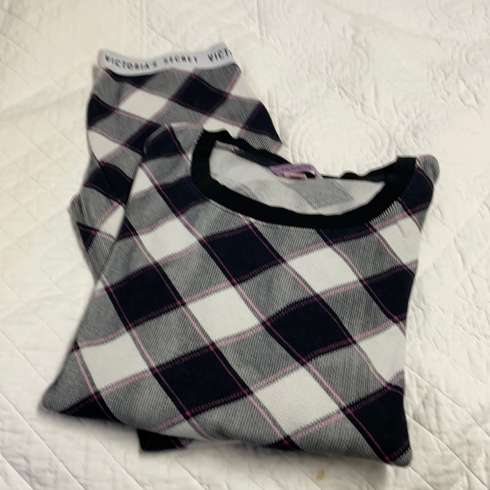 Victoria’s Secret Ski Type Pajamas EUC